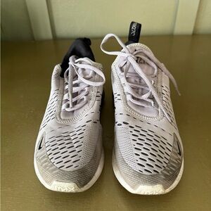 Nike Air 270